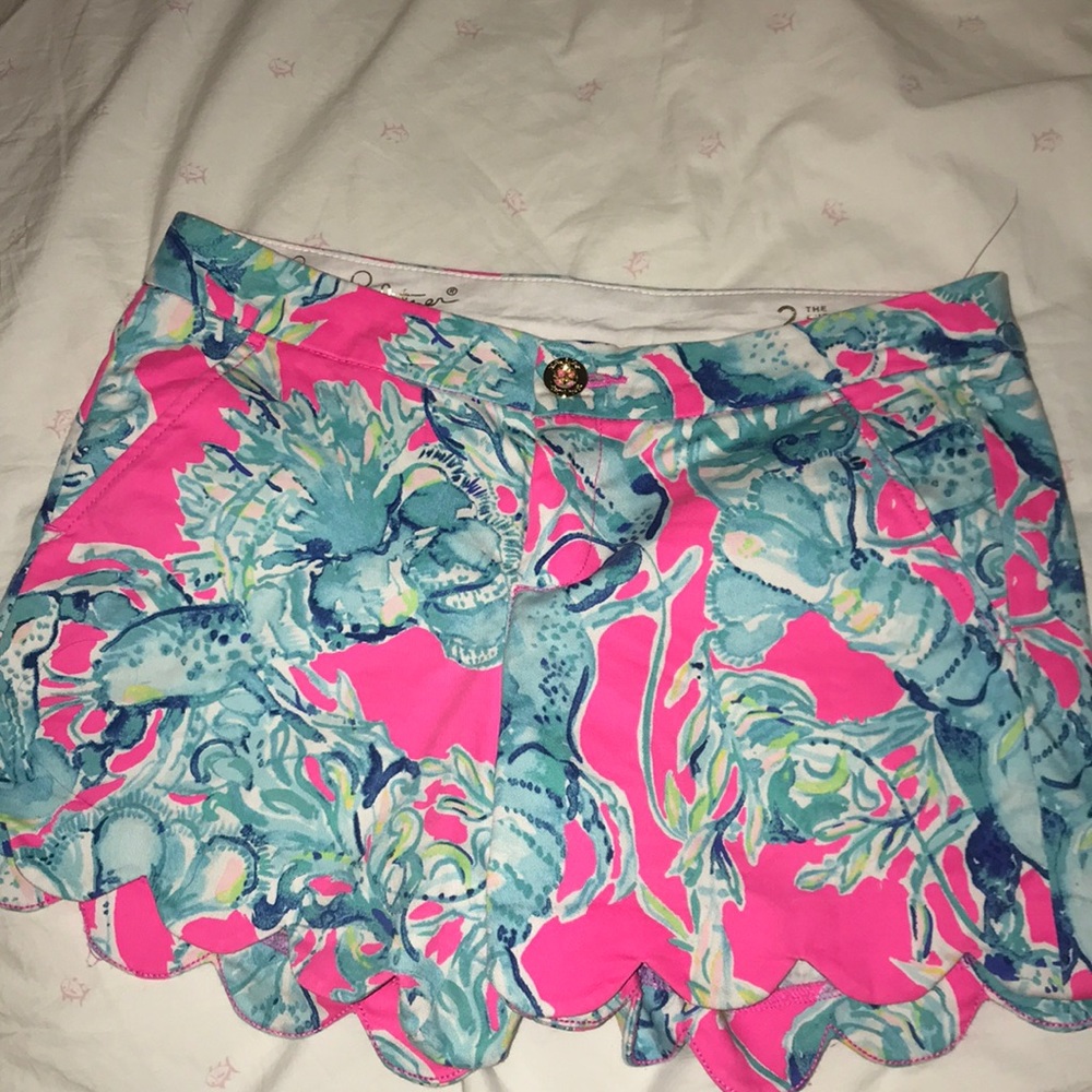 Lilly Pulitzer scalloped shorts